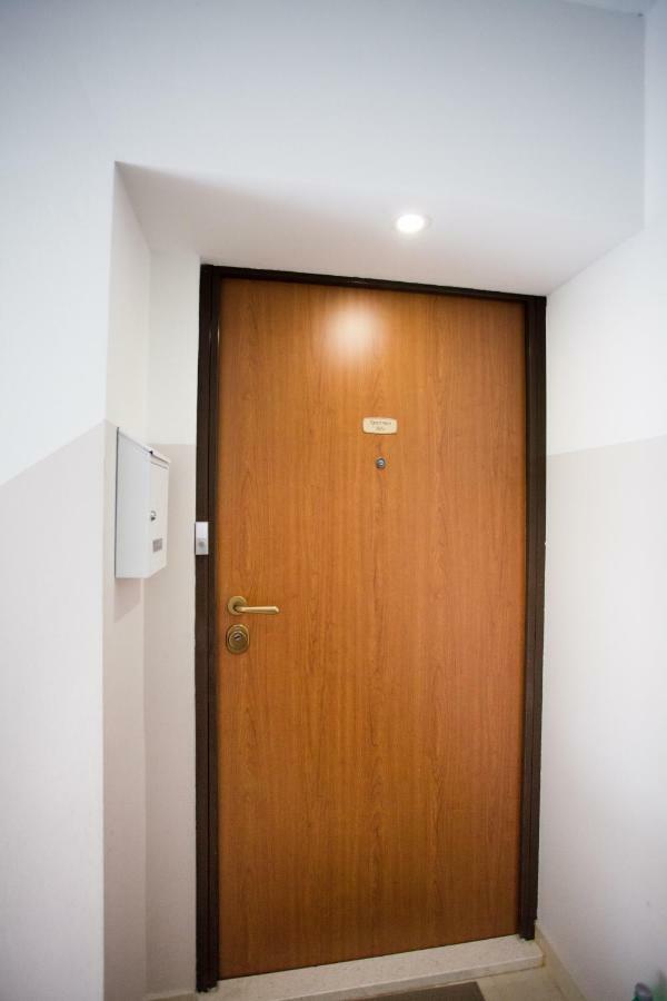 Apartment Bilo Omis Exterior photo