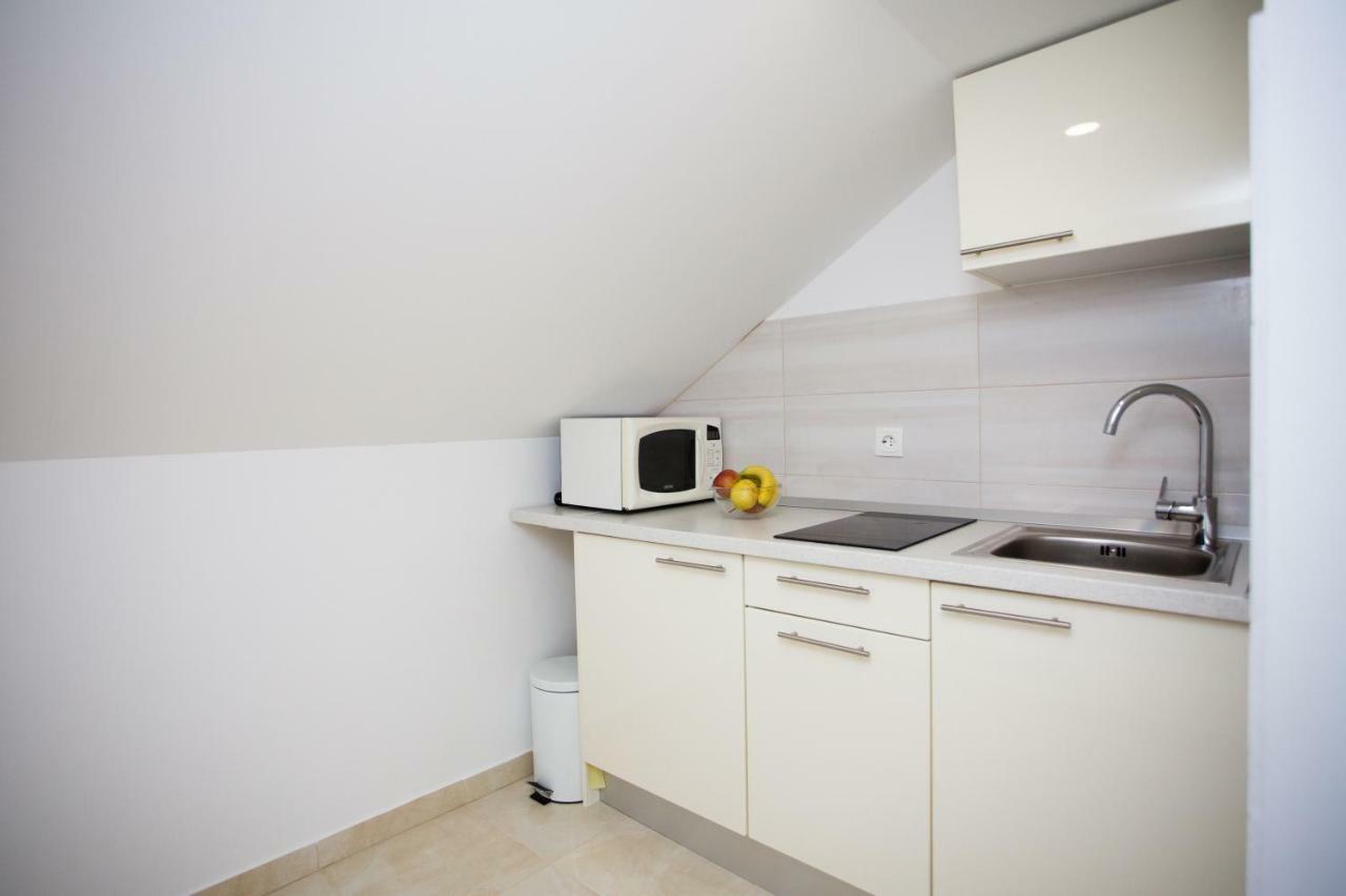 Apartment Bilo Omis Exterior photo